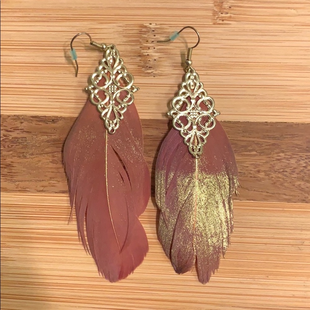 Francesca’s Feather Lightweight Earrings